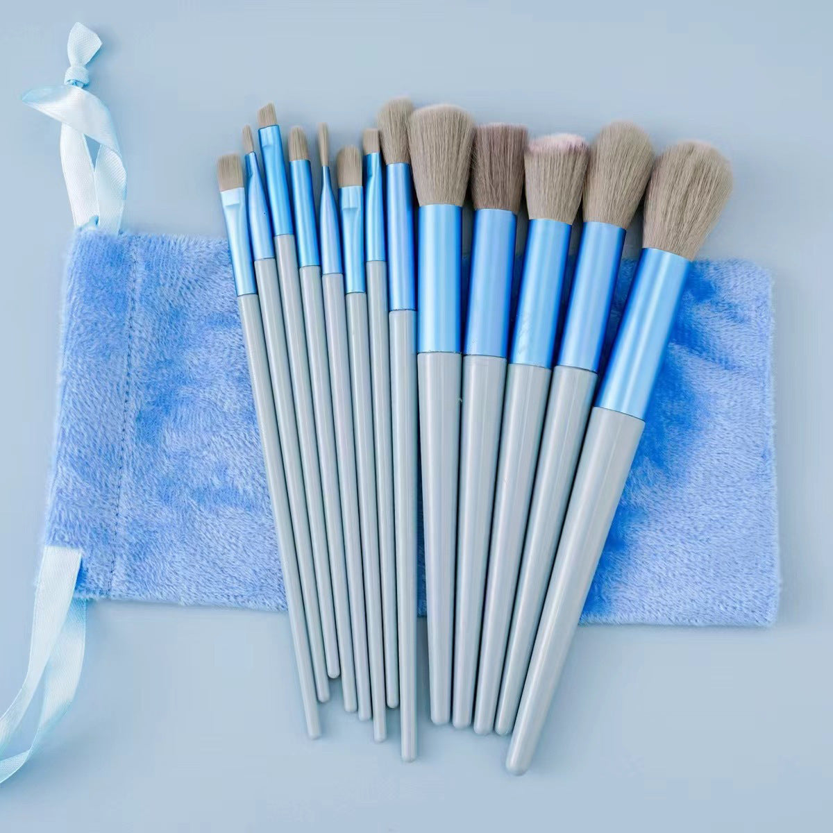 13 Piece Makeup Brush Set with Velvet Pouch | Gift Set for Women