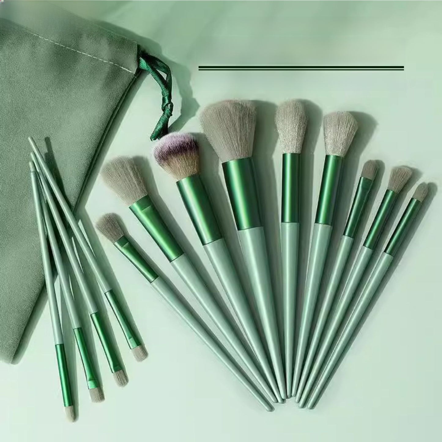 13 Piece Makeup Brush Set with Velvet Pouch | Gift Set for Women